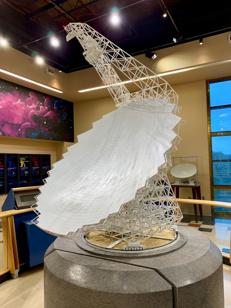 Model of the new large dish.